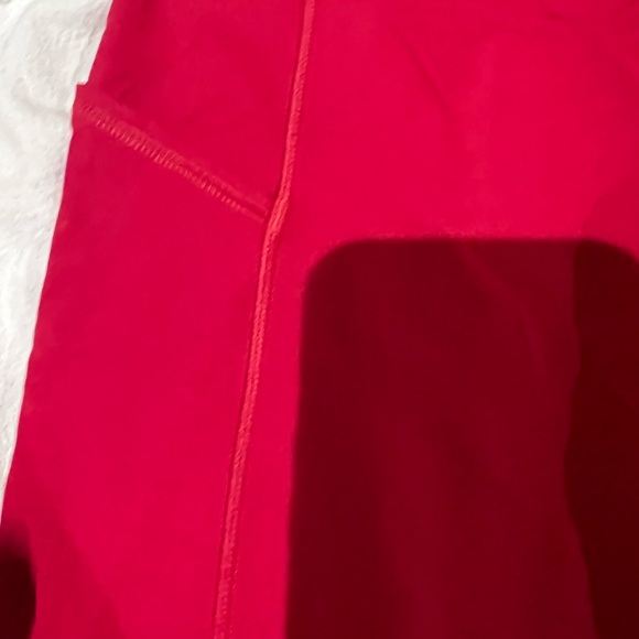 LULULEMON FAST & FREE - BNWOT - Picture 7 of 10